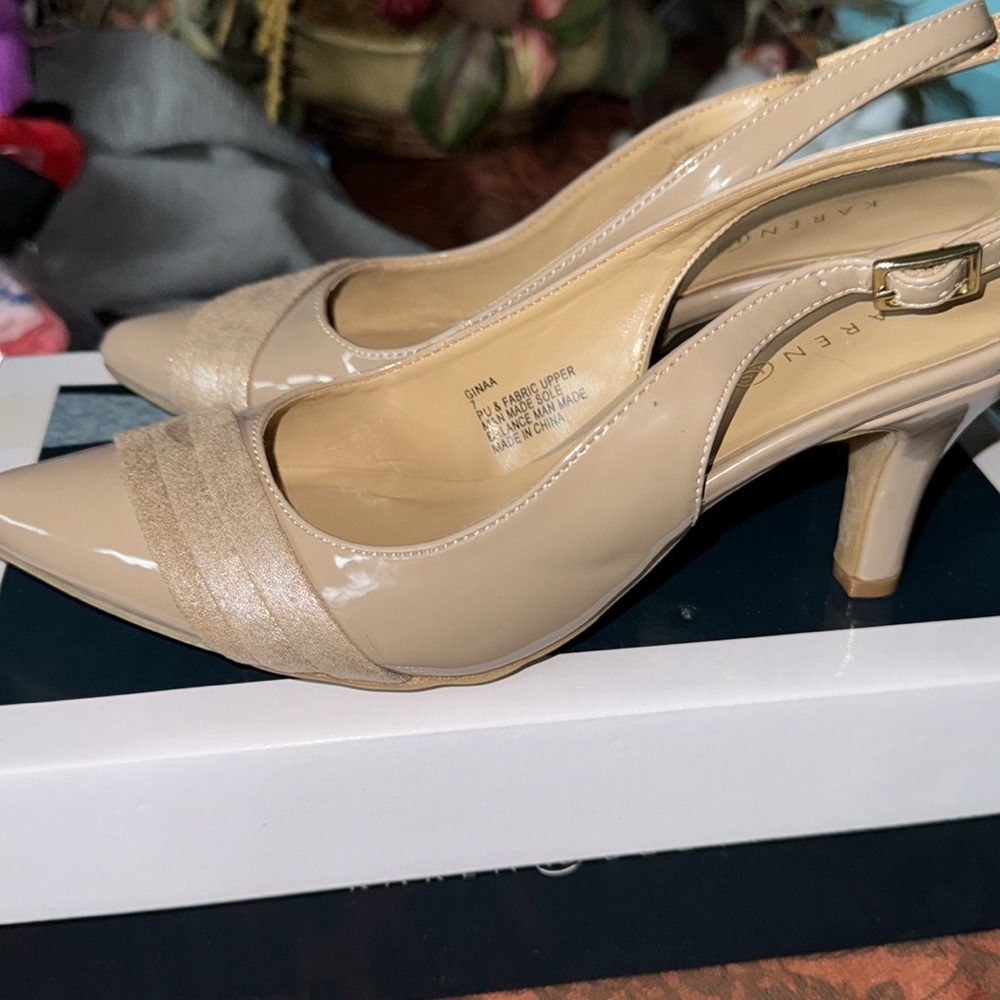 Karen Scott Women's Beige Pumps Size 7 - Picture 6 of 12